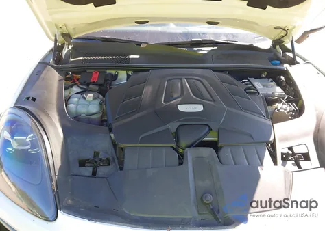 2023 Porsche Cayenne Platinum Edition z USA, uszkodzony, nr VIN WP1AA2AY8PDA15543